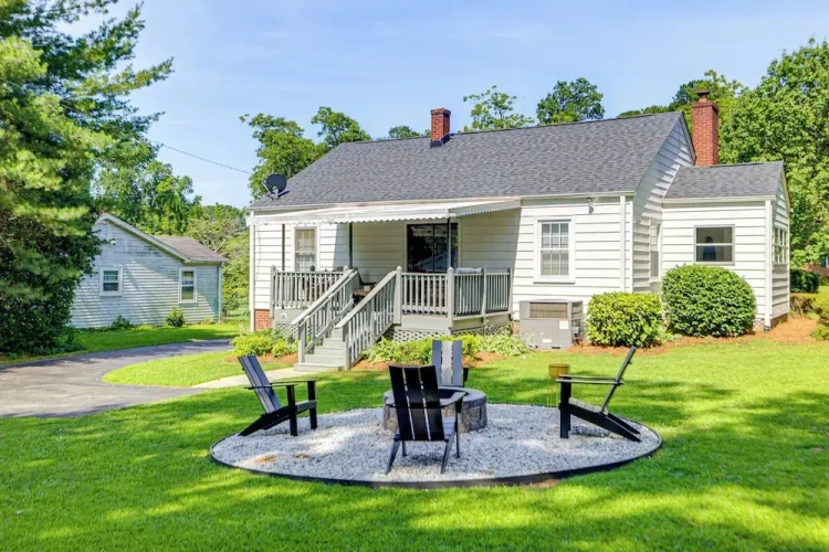 3 Bedrooms Cottage