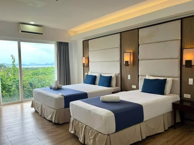 Deluxe Twin room with balcony