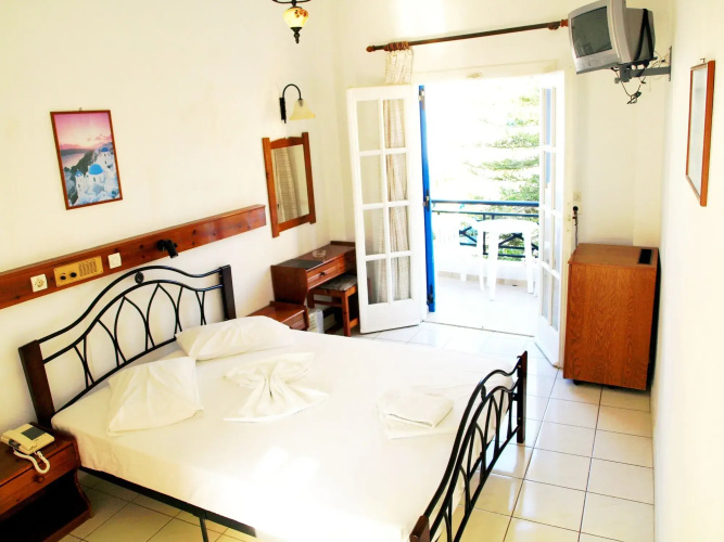 Levante Beach Hotel
