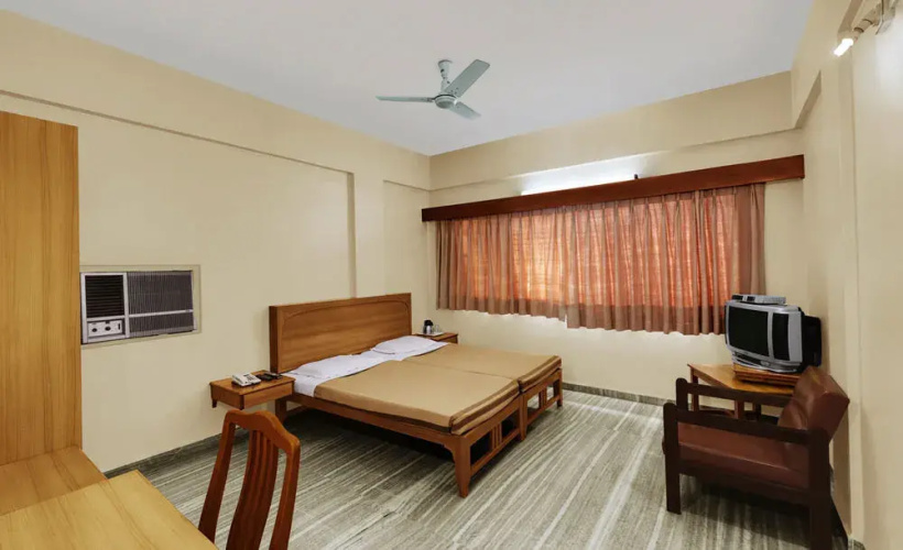 Hotel Meru