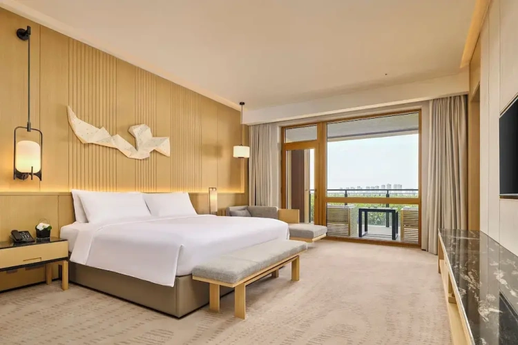 Premium Double Suite with balcony