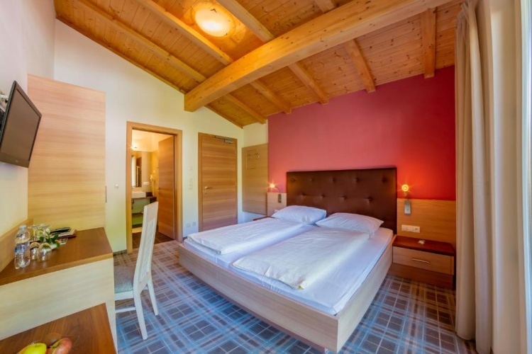 Classic Double room with balcony
