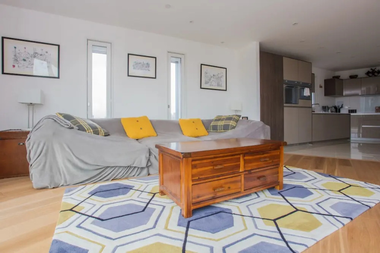 Luxury 2 Bedroom 2 Bathroom Flat