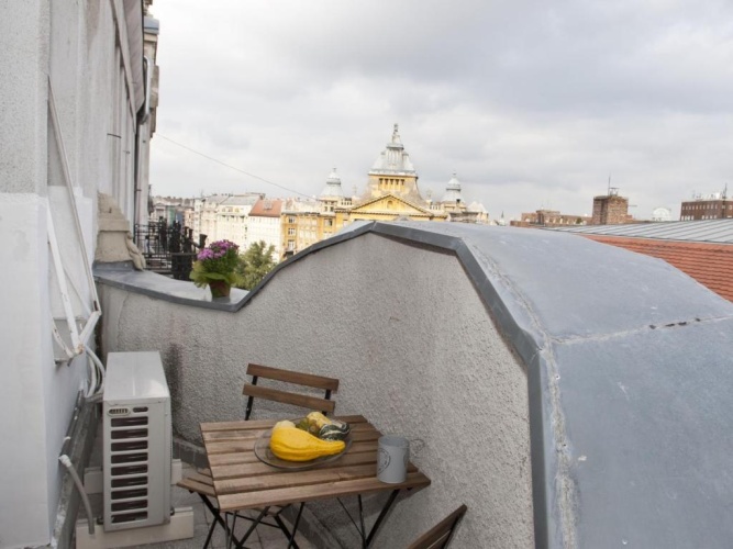 Apartment with balcony and with view