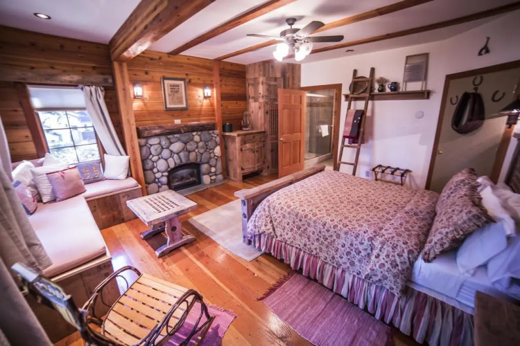 The Cottage Inn