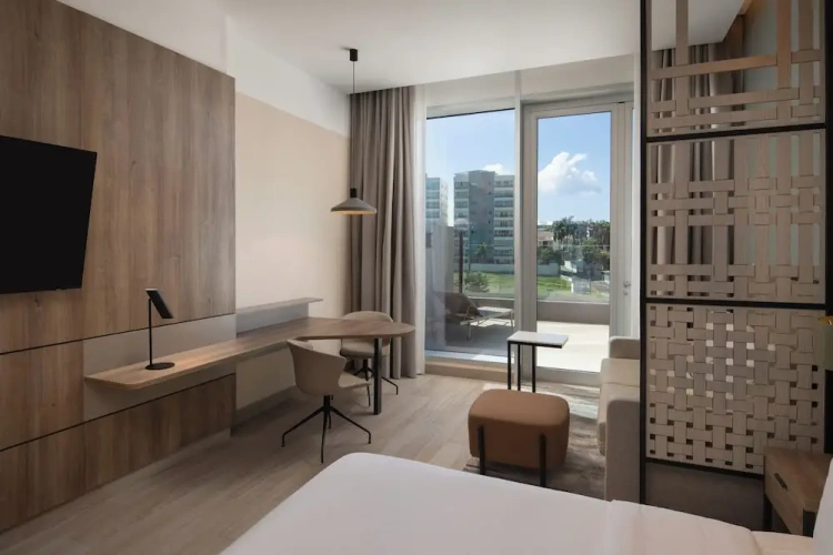 Double Studio with balcony and with city view