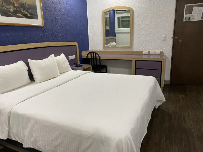 Hotel Menara