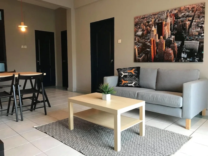 2 Bedrooms Apartment