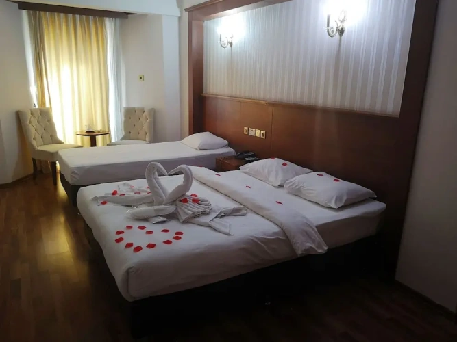 Standard Triple room