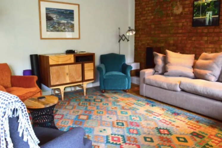 Central 2 Bedroom Loft