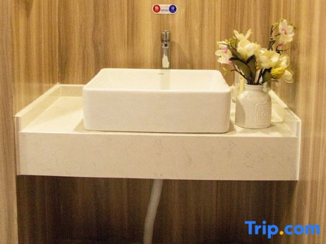 Orchid Star Select Hotel