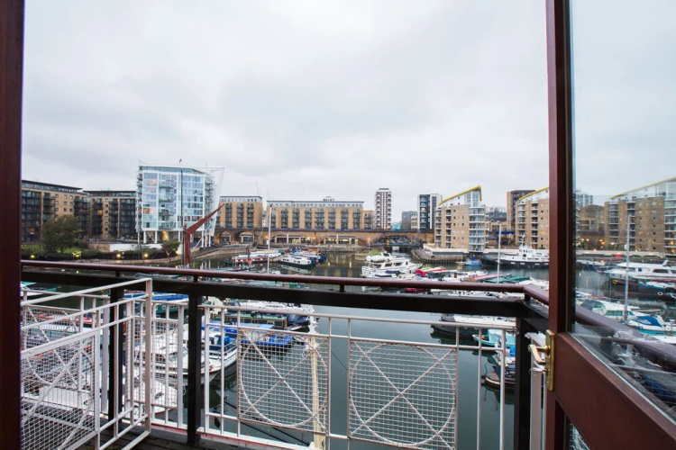 Three Bedroom Limehouse