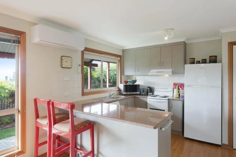 3 Bedrooms Cottage