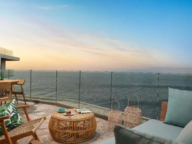 3 Bedrooms Suite with sea view