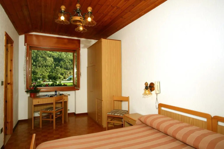 Hotel Edelweiss