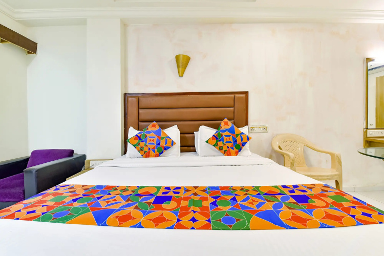 Fabhotel Kadamb Inn