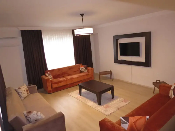 Black Rose Apartment