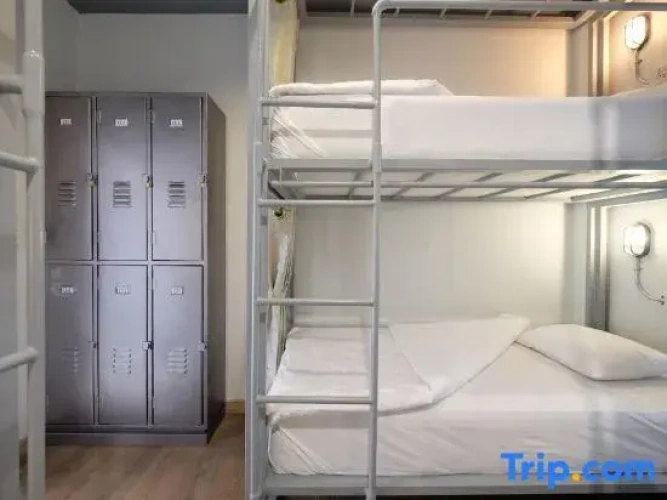 Bed in Dorm (female dorm)