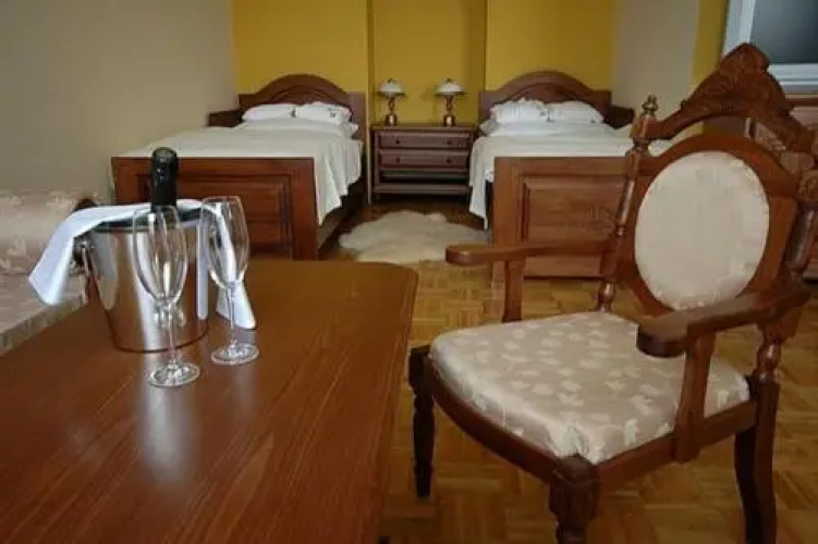 Hotel Husárik