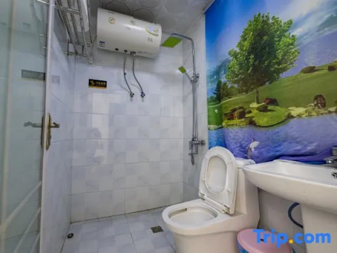 Henghe Hostel