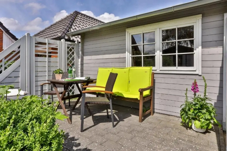 2 Bedrooms Cottage