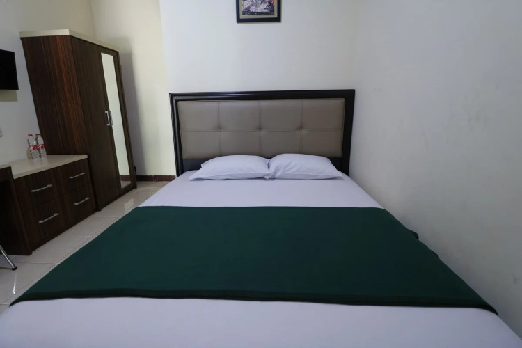 Bang Day Residence