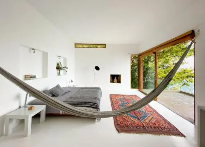Anzan House