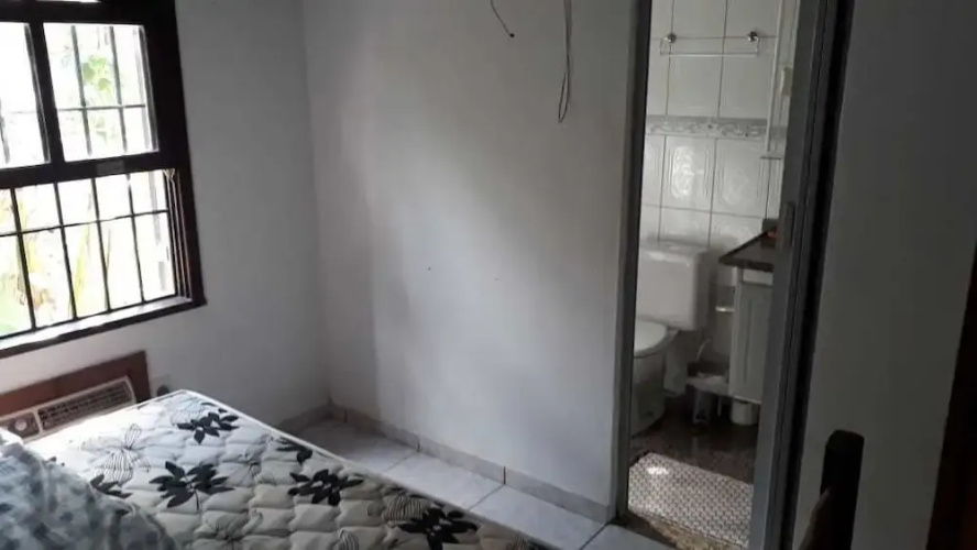 Casa com 4 Suítes e Piscina em Búzios