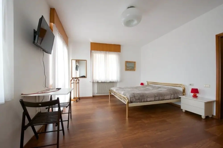 Standard Double room with balcony and with view