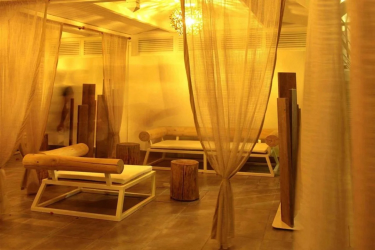 Bwa Chik Hotel & Golf