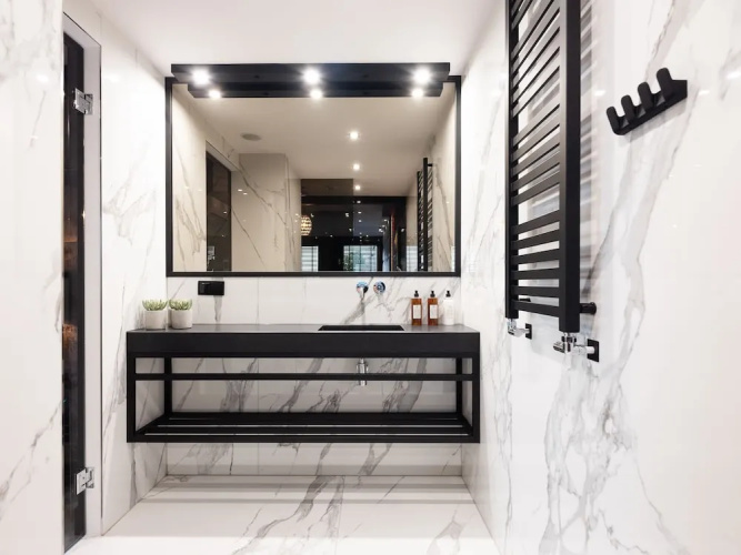 Art Suites Hotel