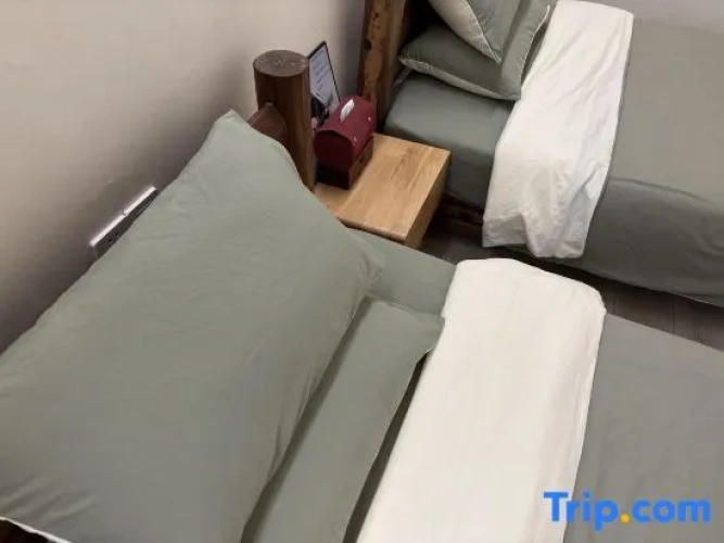 Deluxe Twin room with balcony