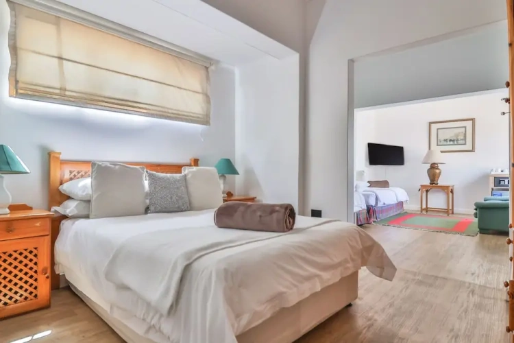 Standard Basement room