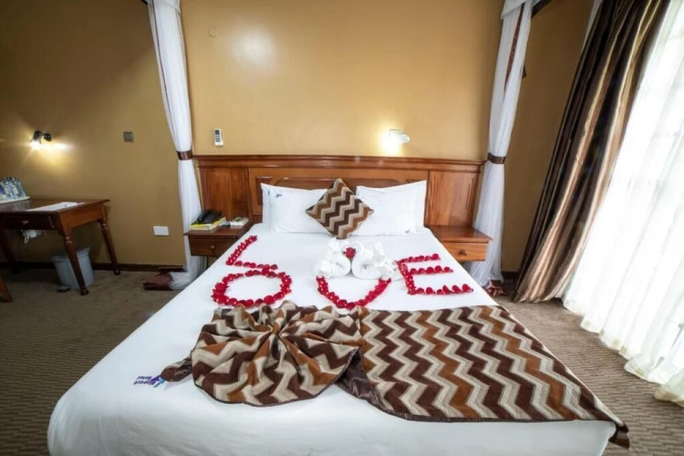 67 Airport Hotel