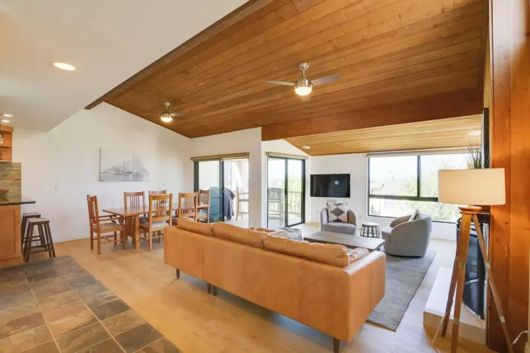 Solana Beach Condo w/ Community Pool, Beach Access