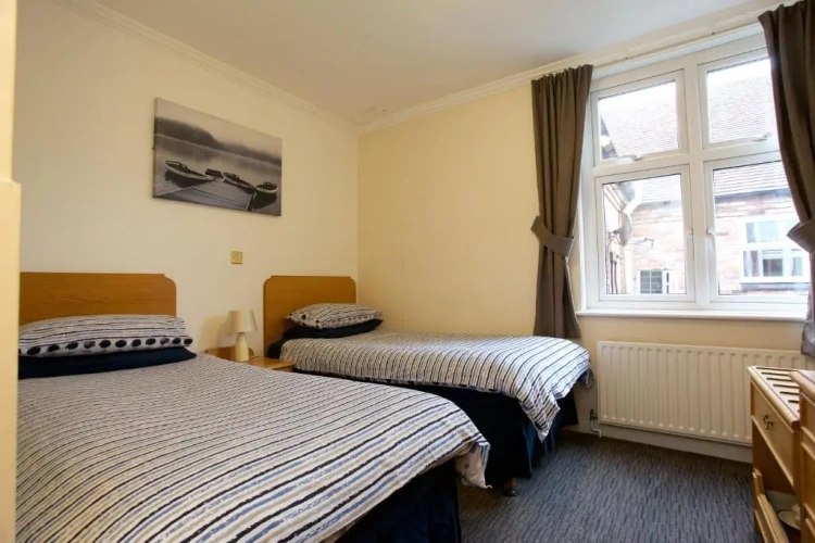 Standard Twin room