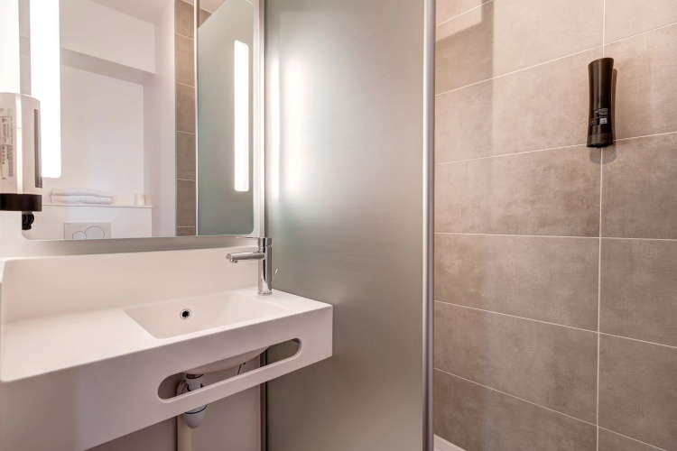 B&B HOTEL Le Port- Marly St-Germain en Laye