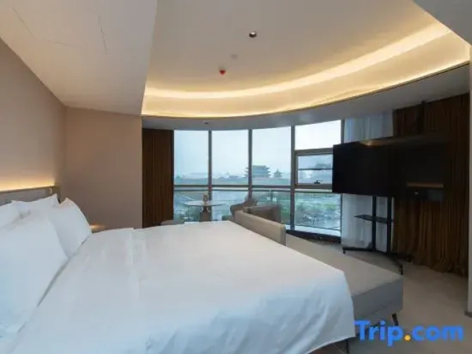 Standard Double room with view