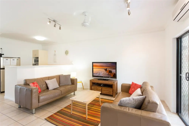 2br Amazing Beach House