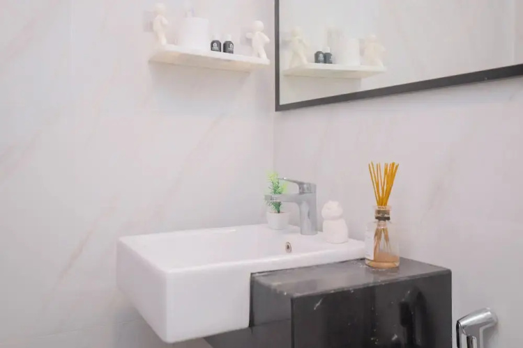 Modern Studio At Ciputra World 2 Apartment