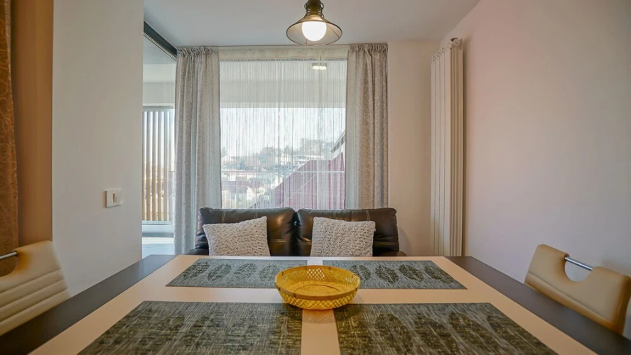 CN2i Luxury Accommodation Bobalna