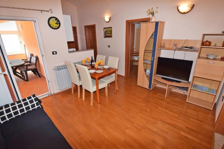 2 Bedrooms Comfort Apartment with balcony