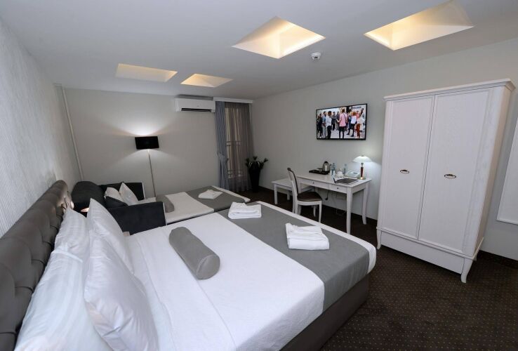 Hotel Alexandar IIOver view