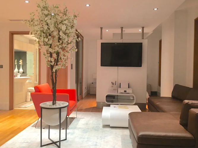 Central Luxury Suites