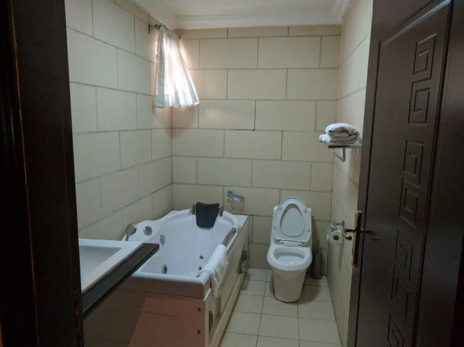 Marco Polo Hotel & Suites