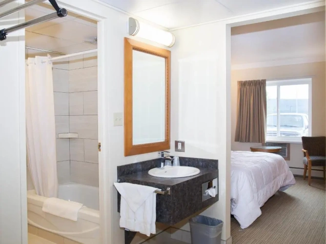 Standard room with view