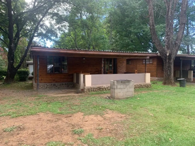 2 Bedrooms Twin Bungalow