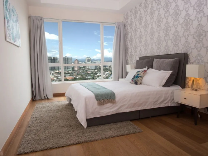 Crest Residence
