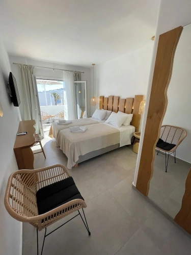 Superior Triple room