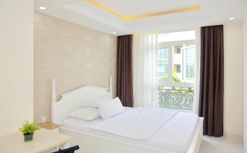 Sunshine Hotel